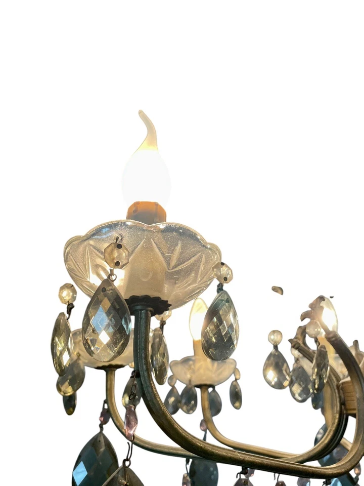 Lámpara de araña clásica de latón con cristales facetados - 8 luces Foto 3 de 4