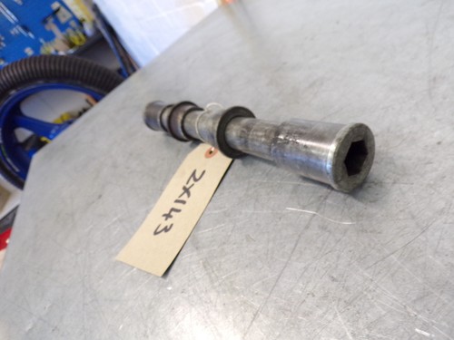 Husillo de rueda delantera Kawasaki ZX6R J1 J2 ZX143 - Imagen 3 de 3