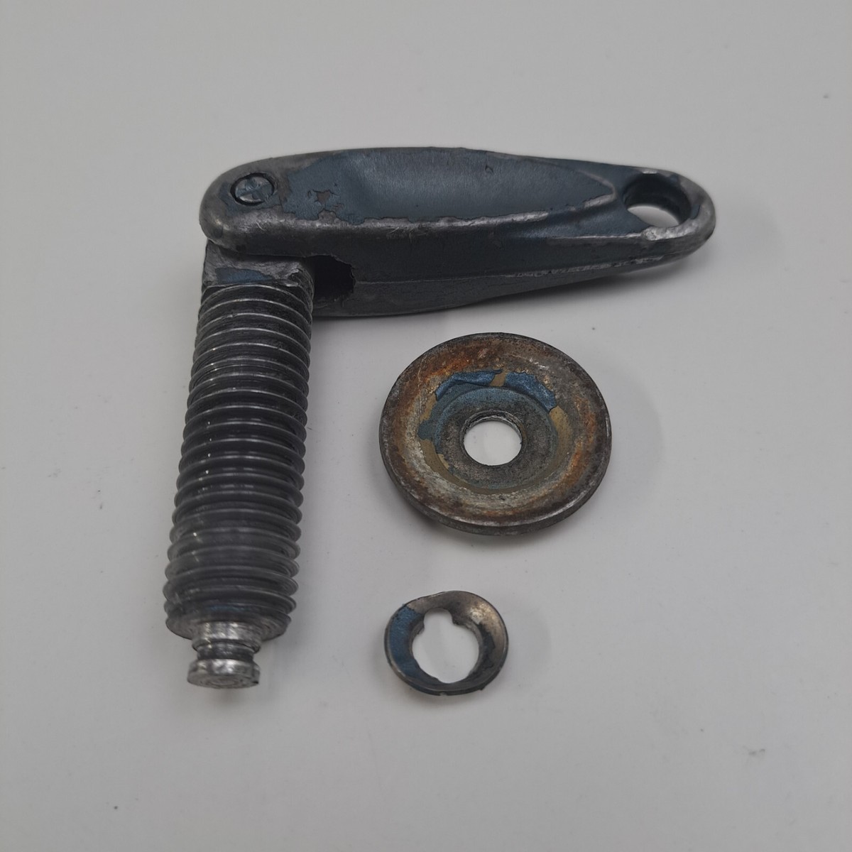 Johnson Evinrude Transom Clamp Thumb Screw Complete Blue 0375742 