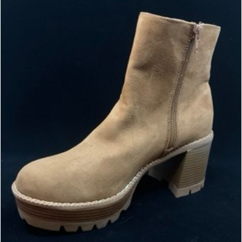 WILD PAIR Womens Margoee Faux Suede Platform Zipper Ankle Boots / NEW / Size 10 image 7