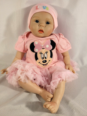 Baby Girl / Boy Doll Silicone Realistic Lifelike, Cloth Body CUTIE PIE!! Clothes
