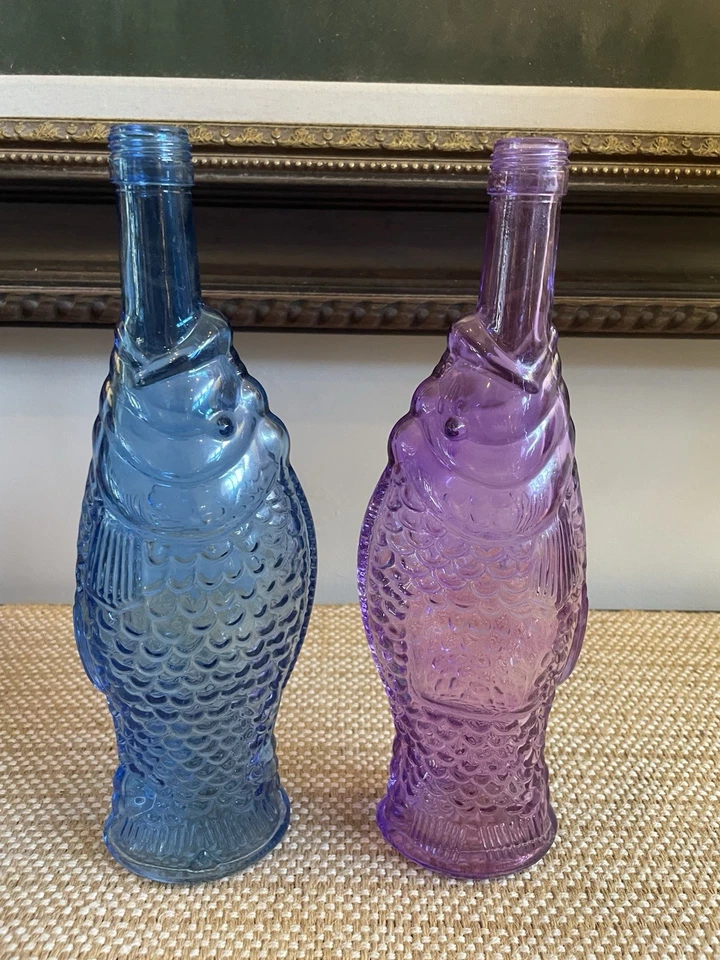 DECANTADOR DE BOTELLAS EN FORMA DE KOI PESCADO AZUL Y PÚRPURA, 12” HERMOSO DE COLECCIÓN Foto 2 de 4