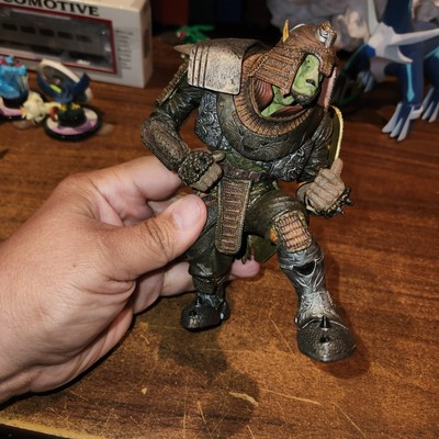 2001 EA Electronic Arts McFarlane Ultima Online Warlord Kabur 7'' Action Figure