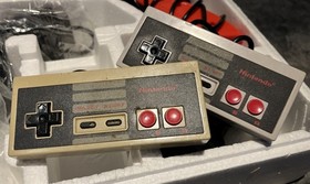 NES Action Set Nintendo Entertainment System Console CIB Complete In Box Tested