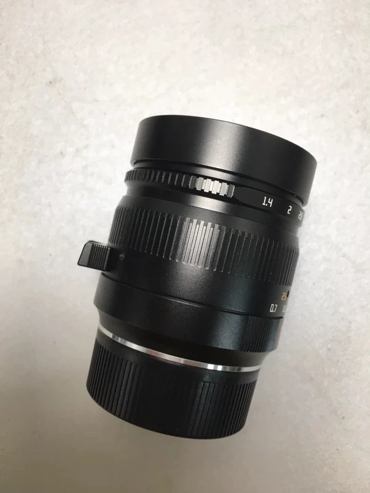 TTArtisans 50mm F1.4 ASPH Full Fame Lens Leica M Mount Camera Leica M240 95% New - Image 2 of 4