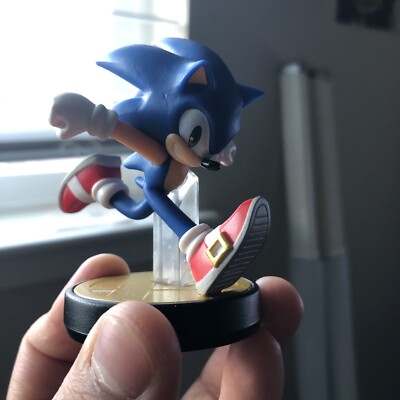 NINTENDO AMIIBO SONIC THE HEDGEHOG No. 26 NUOVO SUPER SMASH BROS COLLECTION