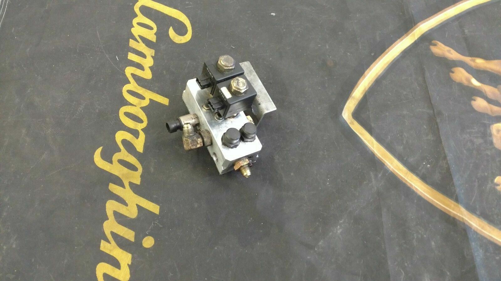LAMBORGHINI GALLARDO COUPE SUSPENSION CONTROL VALVE UNIT OEM 400412185
