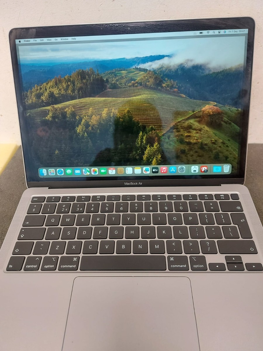 Apple MacBook Air (2020) 13.3” Intel Core i3 Chip 8GB RAM 256GB