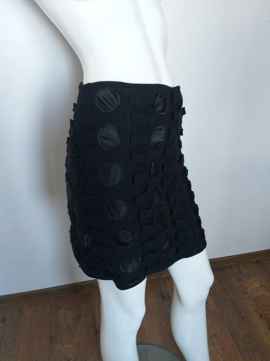 Long black top skirt queen