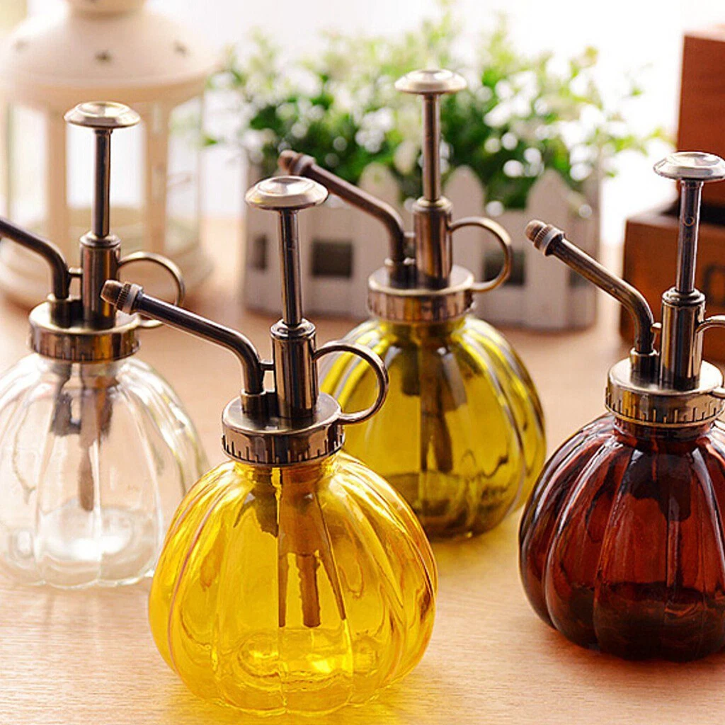 Decorative plastic online spray bottles