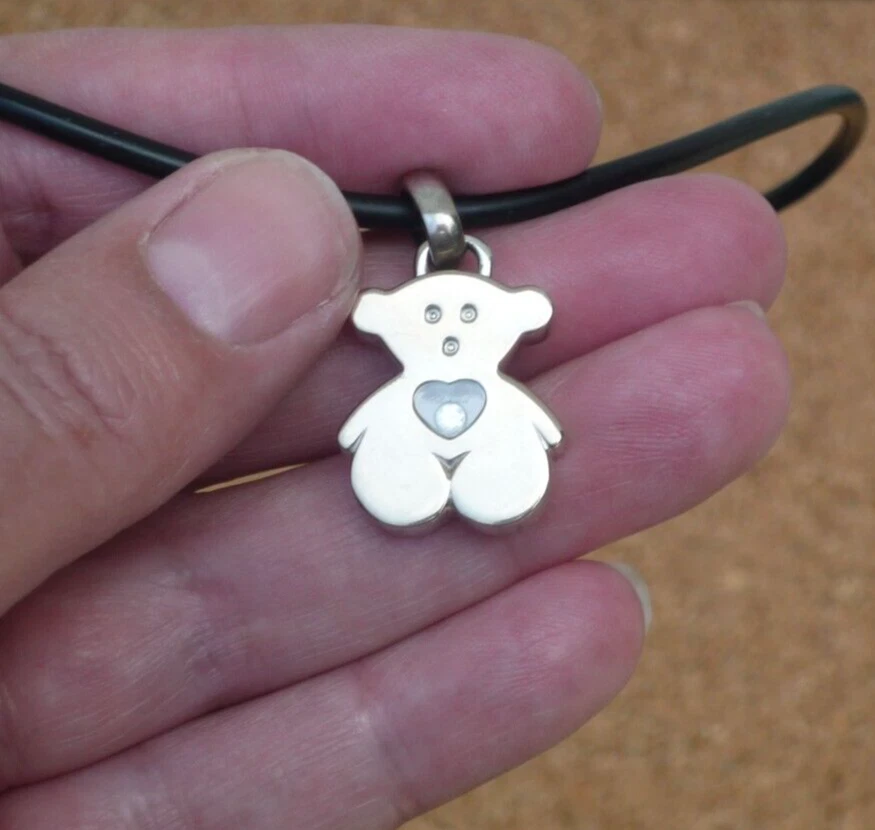 Ciondolo orsacchiotto in oro bianco 18 kt con diamanti galleggianti chopard