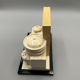 LEGO ARCHITECTURE: Solomon Guggenheim Museum (21004)