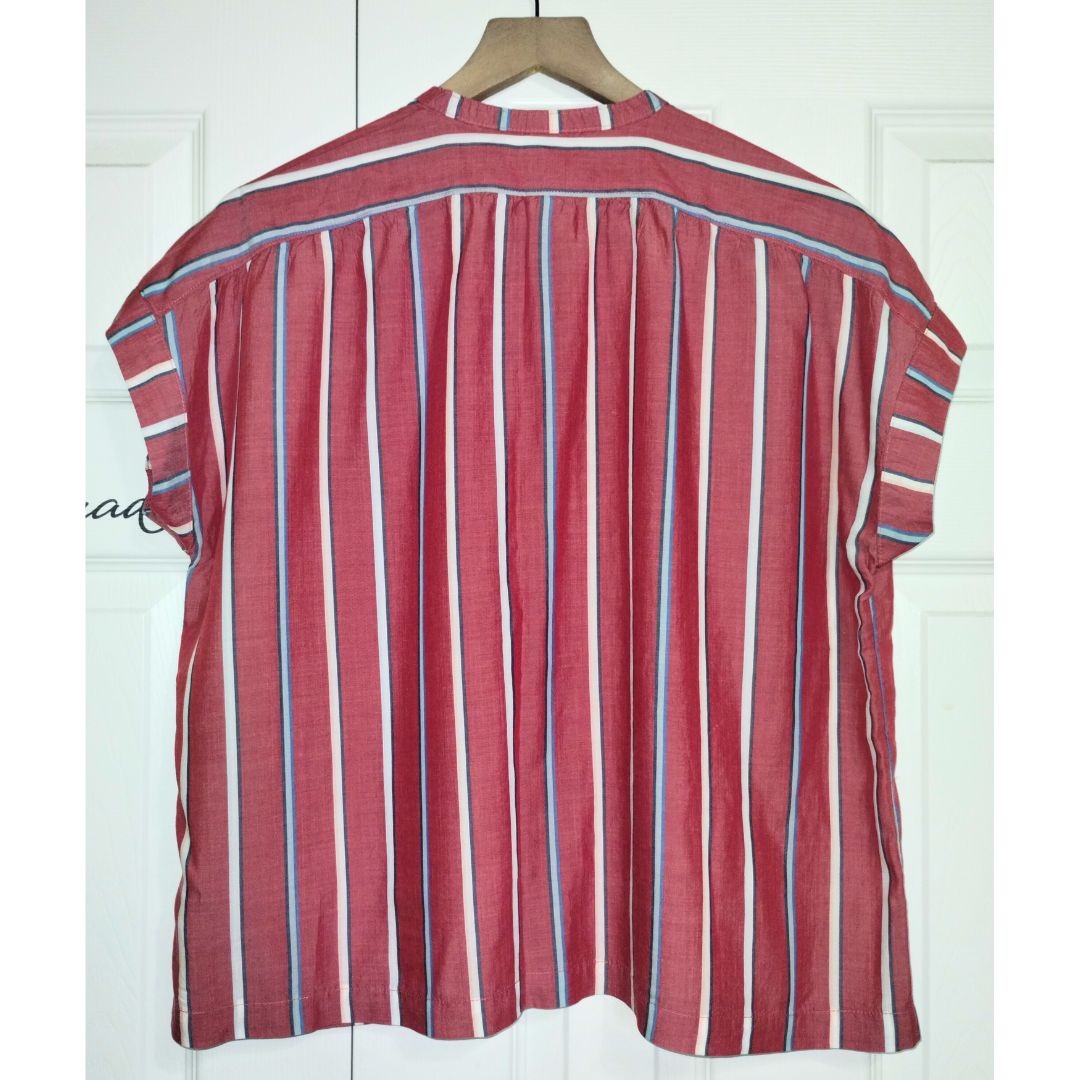 Women's Universal Thread Striped Button-Down Shor… - image 5