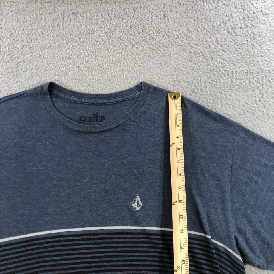 Volcom Shirt Mens XXL Blue Striped Crewneck Short Sleeve Casual Tee - Image 4 of 4
