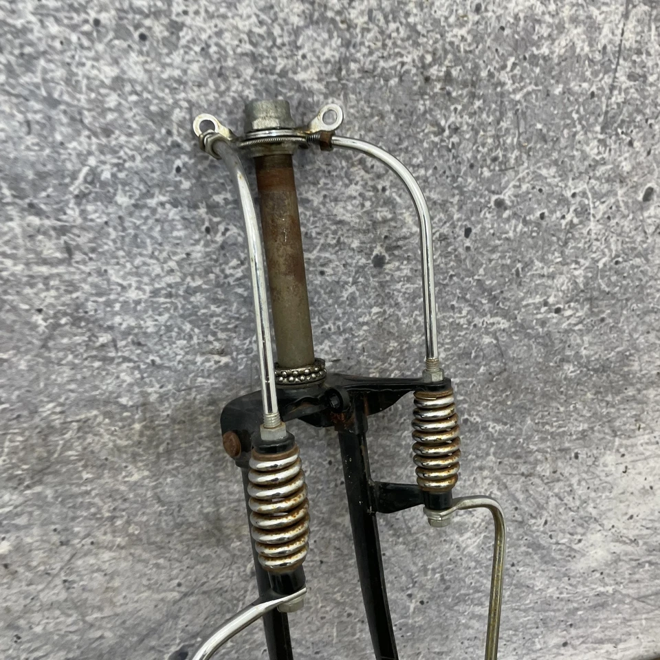 Vintage Roadmaster Springer Fork Cruiser Chrome Balloon Tire Beehive 26 1" 90s - Image 2 of 4