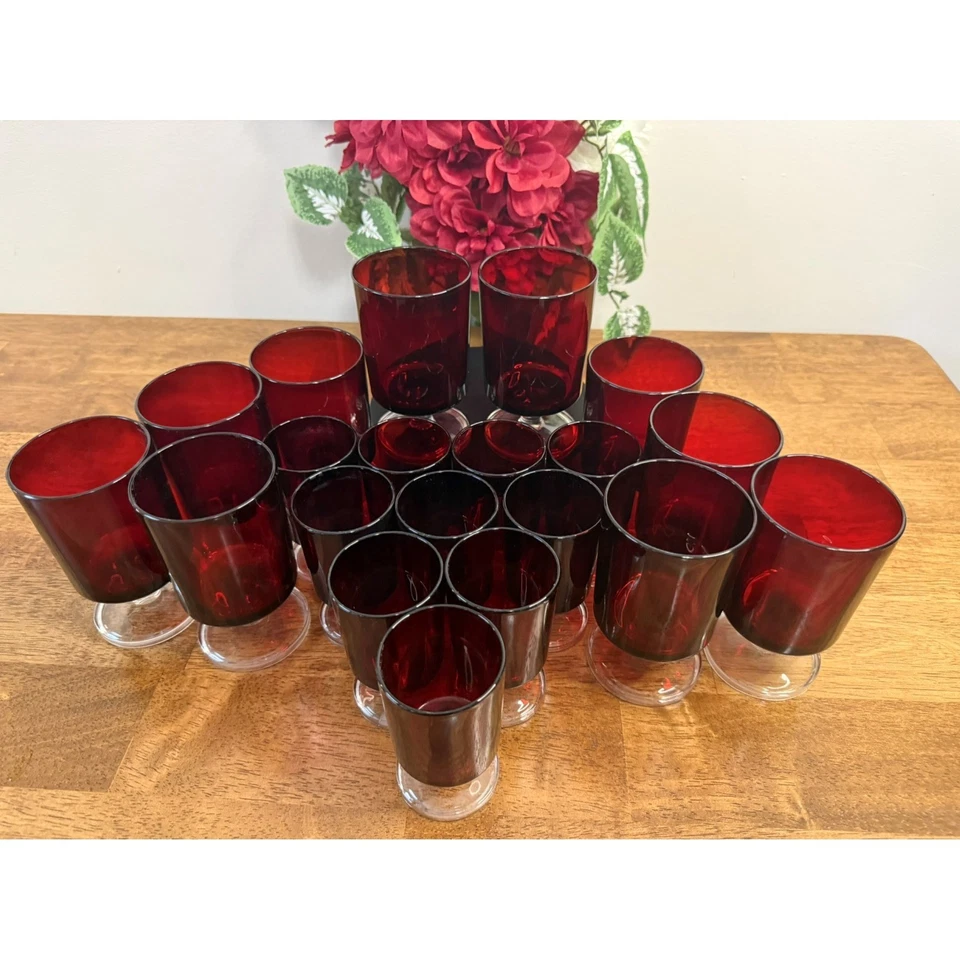 Juego de copas cordiales de vino con tallo rojo rubí Luminarc Francia vintage vajilla de bar de vacaciones Foto 3 de 4