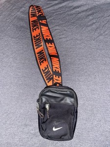 chest bag nike
