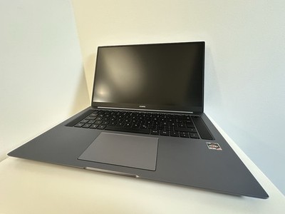 HUAWEI MateBook D16 2022 Model HVY-WAP9 Sehr guter Zustand