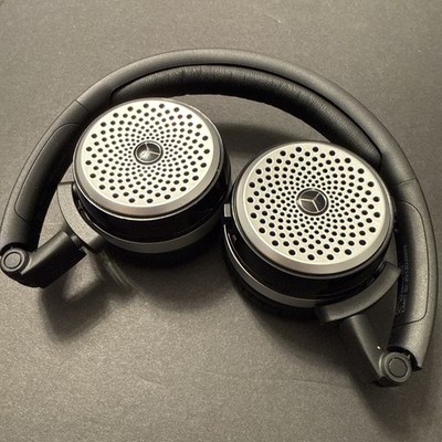 Mercedes Benz AKG P104 Wireless Headphones 