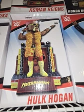 Hulk Hogan Foco Bobblehead  Posing At The Top Of The Stage Hulkmania 