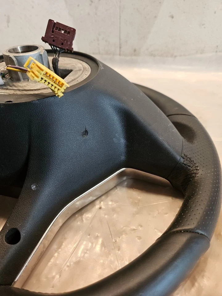 Volante deportivo 12-18 Mercedes Benz W204 C250 SLK250 OEM Foto 4 de 4