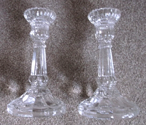 A Pair of Clear Glass Candle Stick Holders 10.5cm diameter x 18.5cm tall - Picture 3 of 5