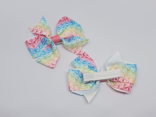 NWT Large Lot of 24 Assorted Pom Pom Glitter Shaker Hair Bow Clips in 5 Styles - Picture 9 of 19