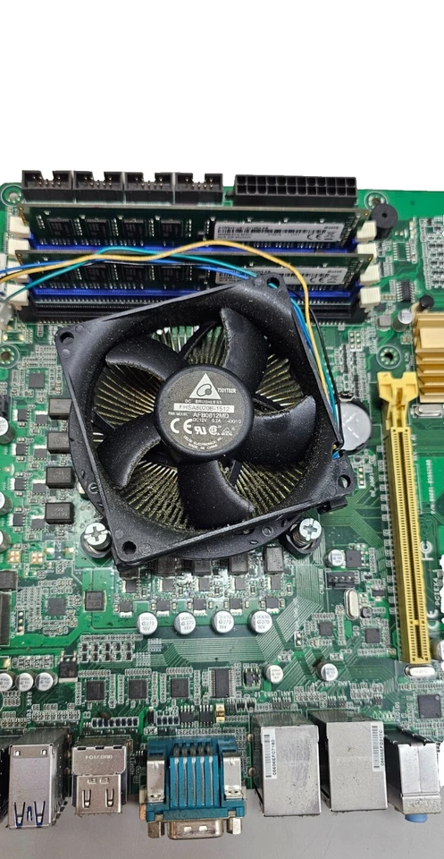 AAEON IMBM-Q170A Matx LGA1151 Placa Base/Pentium G4400, 2GB RAM, Io , Heatsnk - Imagen 2 de 4