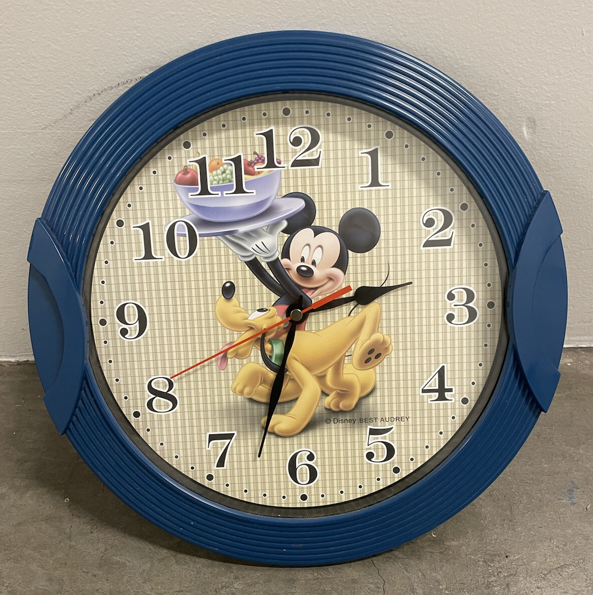 Disney Taiwan Best Audrey Clock Mickey Mouse & Goofy Wall Round