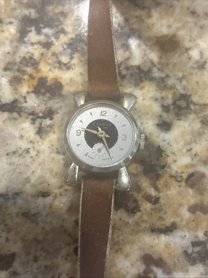 Vintage Geneve De Luxe Swiss Mechanical Women's Gold Tone Watch UNTESTED As Is - Изображение 2 из 4