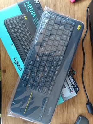 Funktastatur + Touchpad / Logitech K400 Plus / Neuware / Deutsch / Tastatur / PC