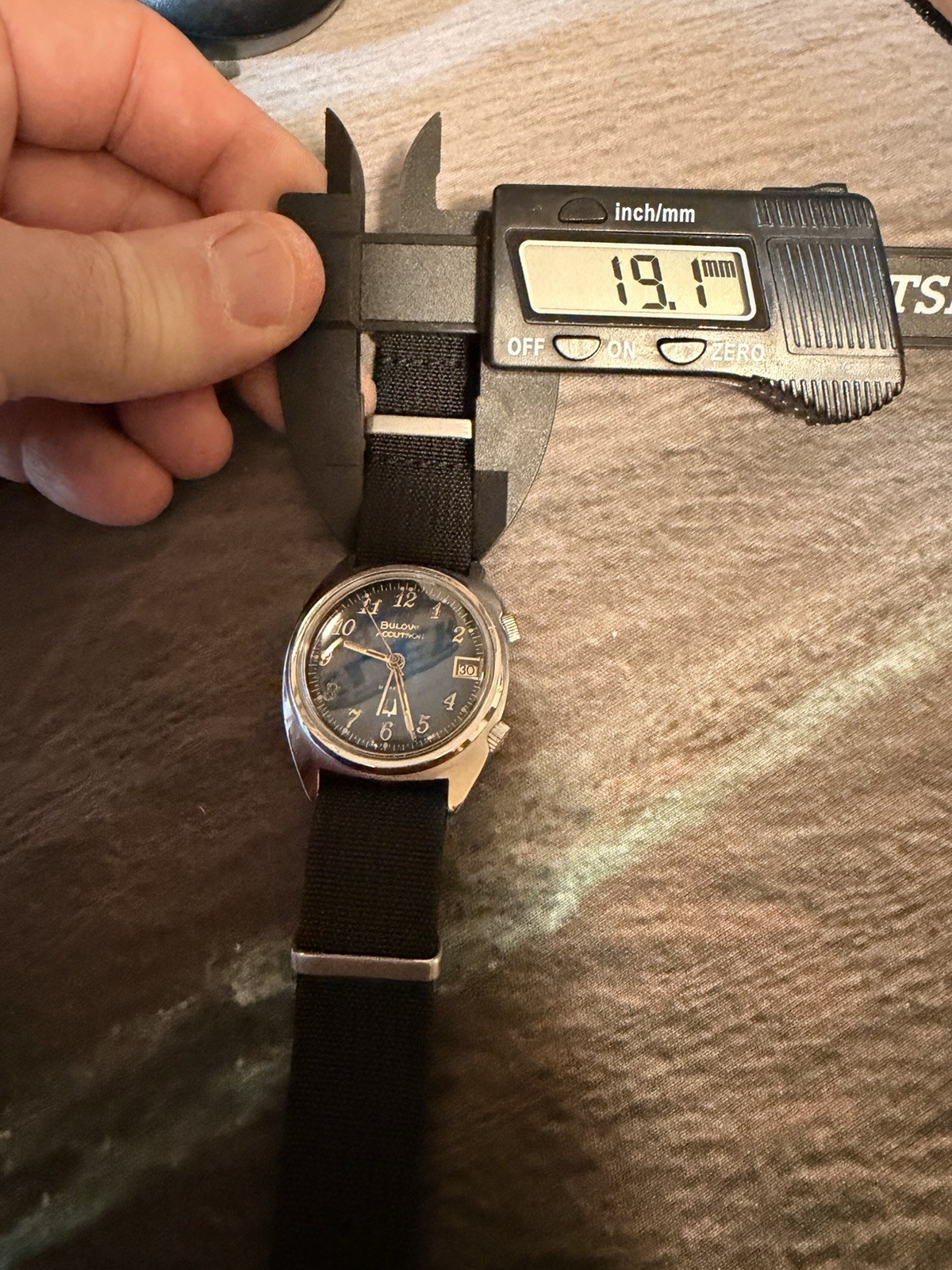 75’ VINTAGE  ACCUTRON ASTRONAUT  MARK  2 BLUE DIAL . Serviced