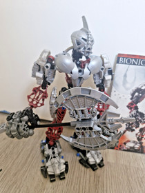 LEGO Bionicle Axonn 8733 100% complete set with original instructions Warrior