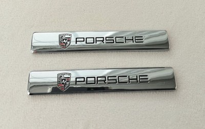 2 x Porsche Emblem Badges Silber Chrom & Schwarz 3D Metall Selbstklebend Seite Hinten