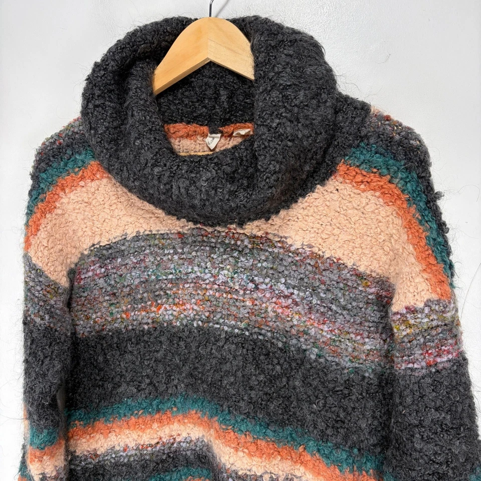 Suéter de cuello alto a rayas Moth Boucle pequeño lana Mohair AnthropologieItaly Foto 3 de 4