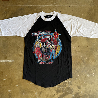 DEADSTOCK VINTAGE ROLLING STONES RAGLAN T-SHIRT MEN SZ S DEADSTOCK VINTAGE ROLLING STONES RAGLAN T-SHIRT MEN SZ S