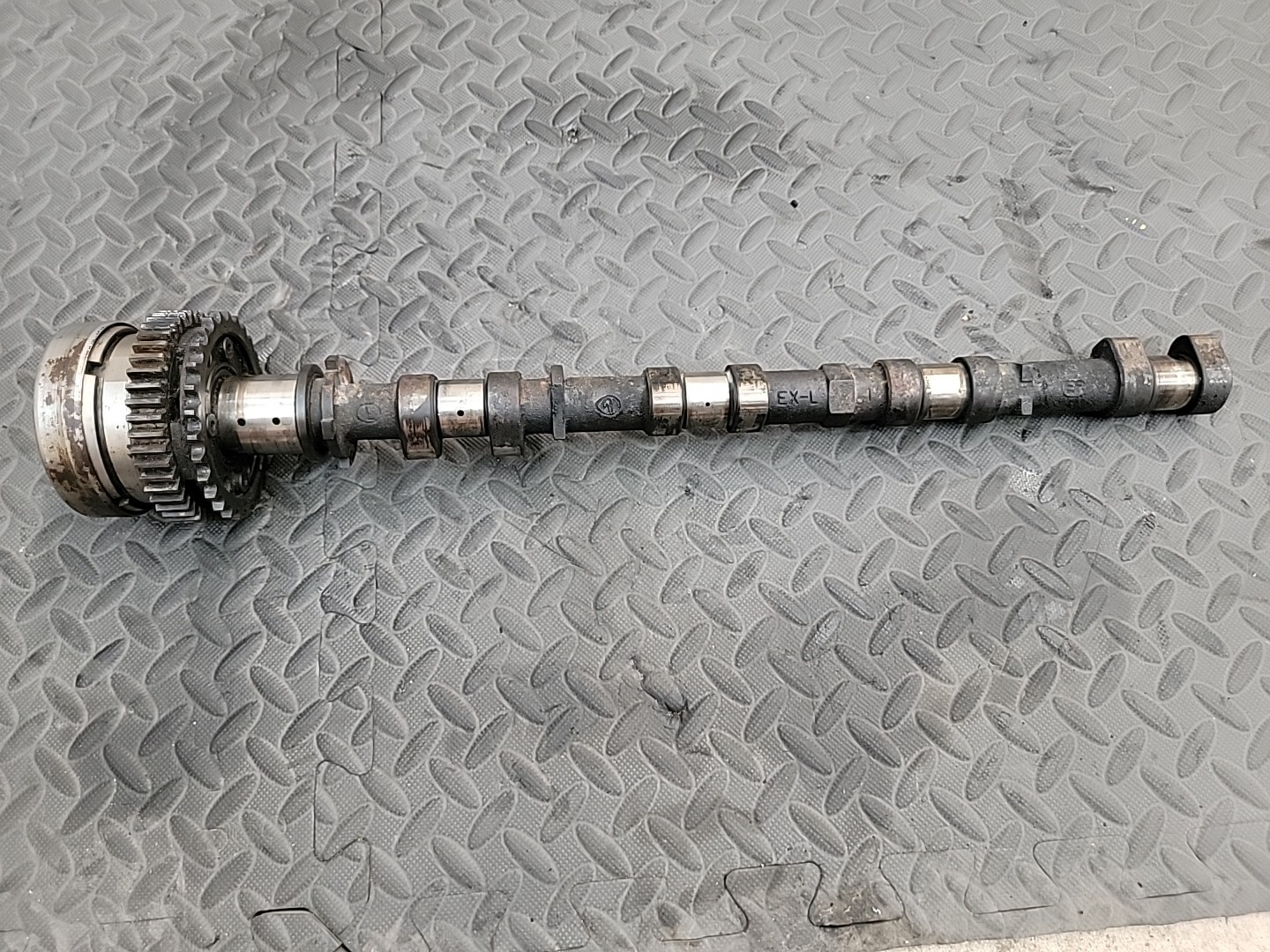 2018 Mclaren 720s Driver Left Exhaust Camshaft Oem