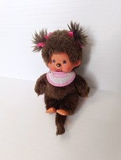 MONCHHICHI - PELUCHE FILLE BAVOIR BLANC SURPIQUE DE ROSE 20 CM kiki