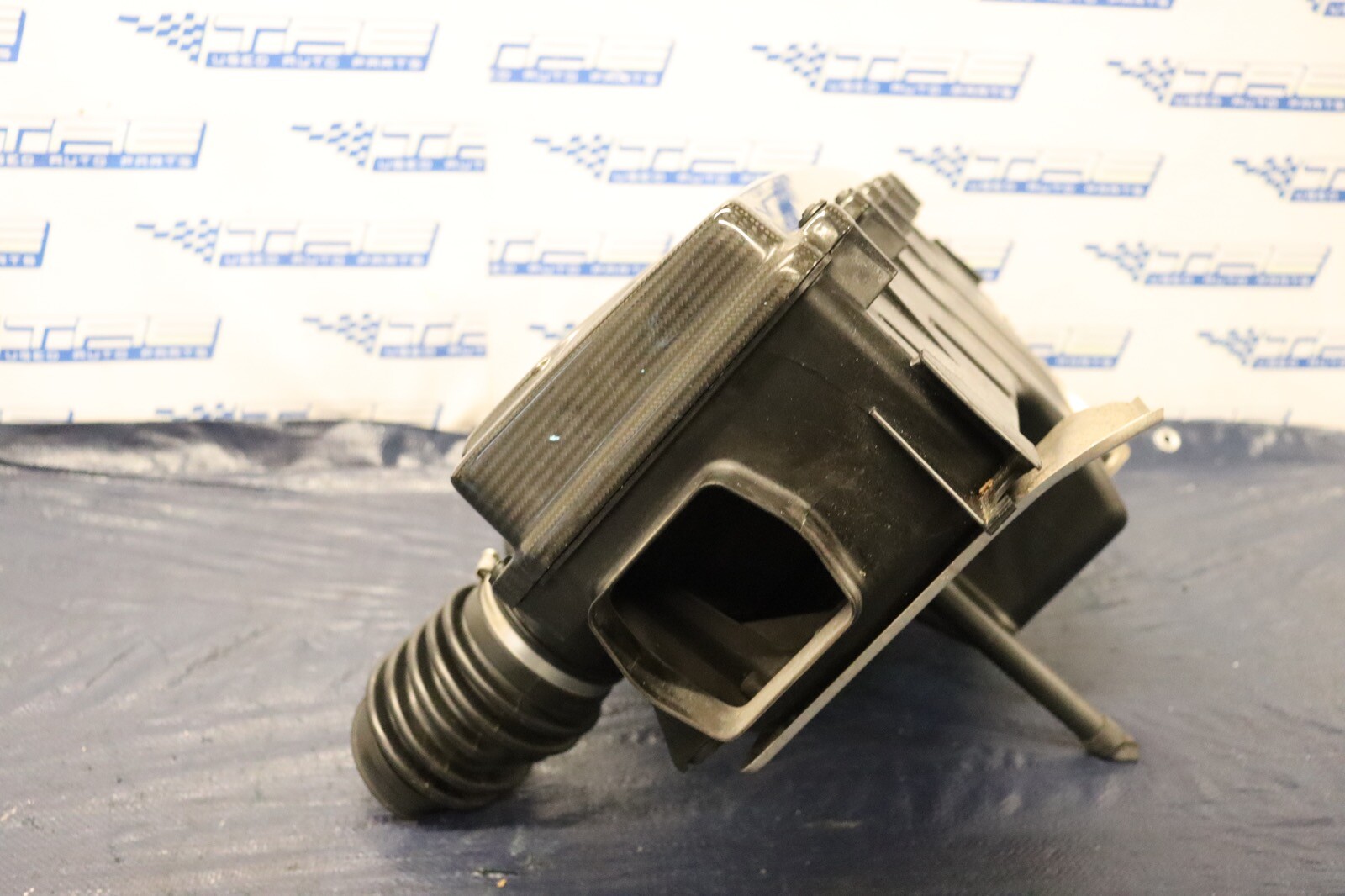 2012 AUDI R8 5.2 QUATTRO SPYDER V10 OEM ENGINE AIR INTAKE W CARBON LID #1256