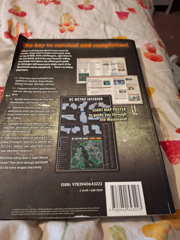 Used Fallout 3 Official Game Guide,with map Prima Bethesda Book - Image 2 of 2