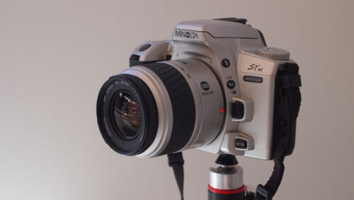 Minolta MAXXUM STsi with 35-80/4-5.6 lens