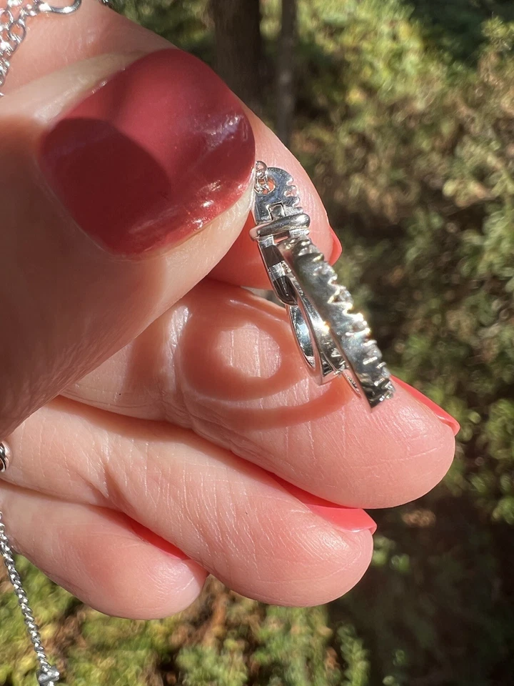 Roberto 硬币 18k 白金 0.22 克拉钻石红宝石圆形光环项链 18 — 第 2/4 张图片