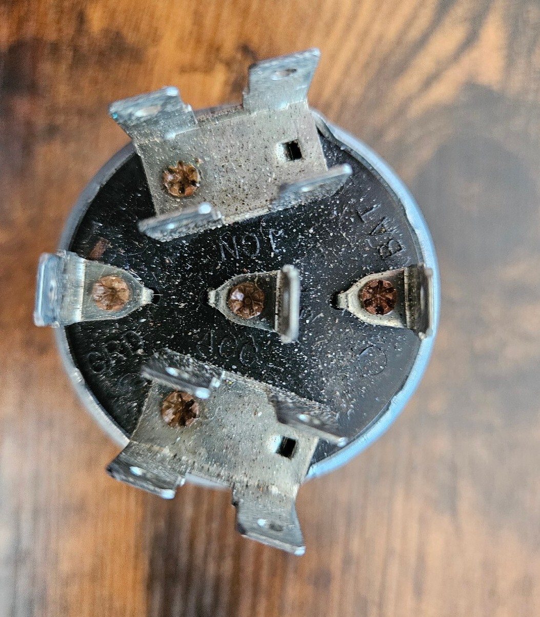 INTERNATIONAL Ignition Switch - 1652263C92 - OEM - NEW | eBay