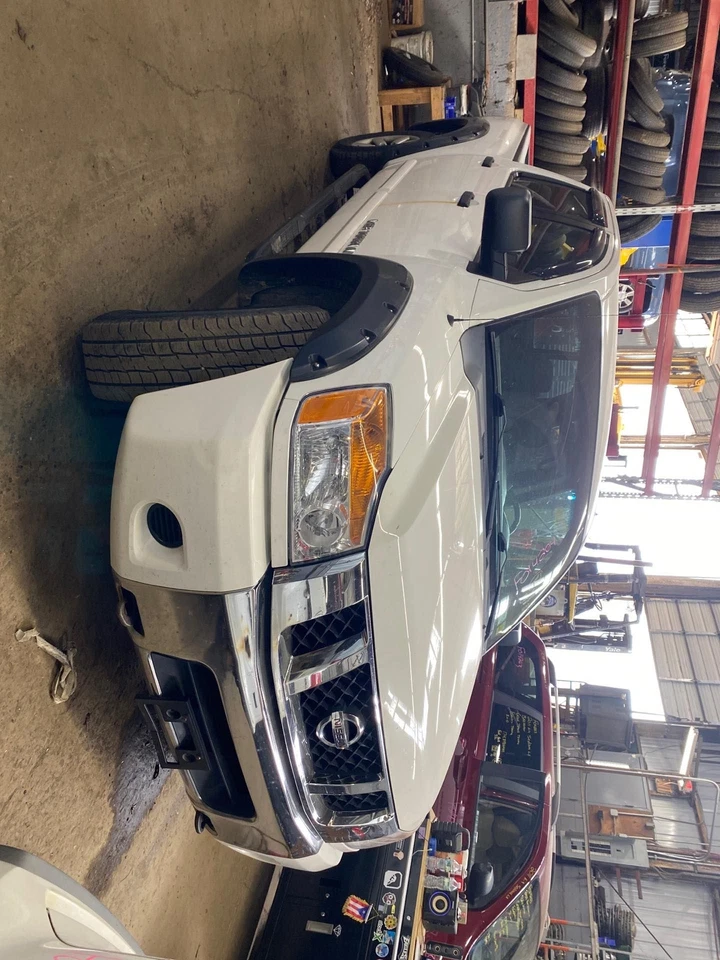 Compresor de aire acondicionado usado se adapta a: Nissan Titan 2009 desde 12/06 grado C Foto 2 de 4