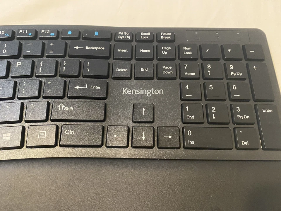 Kensington Pro Fit Ergonomic Wireless Keyboard ONLY Black - Image 3 of 4