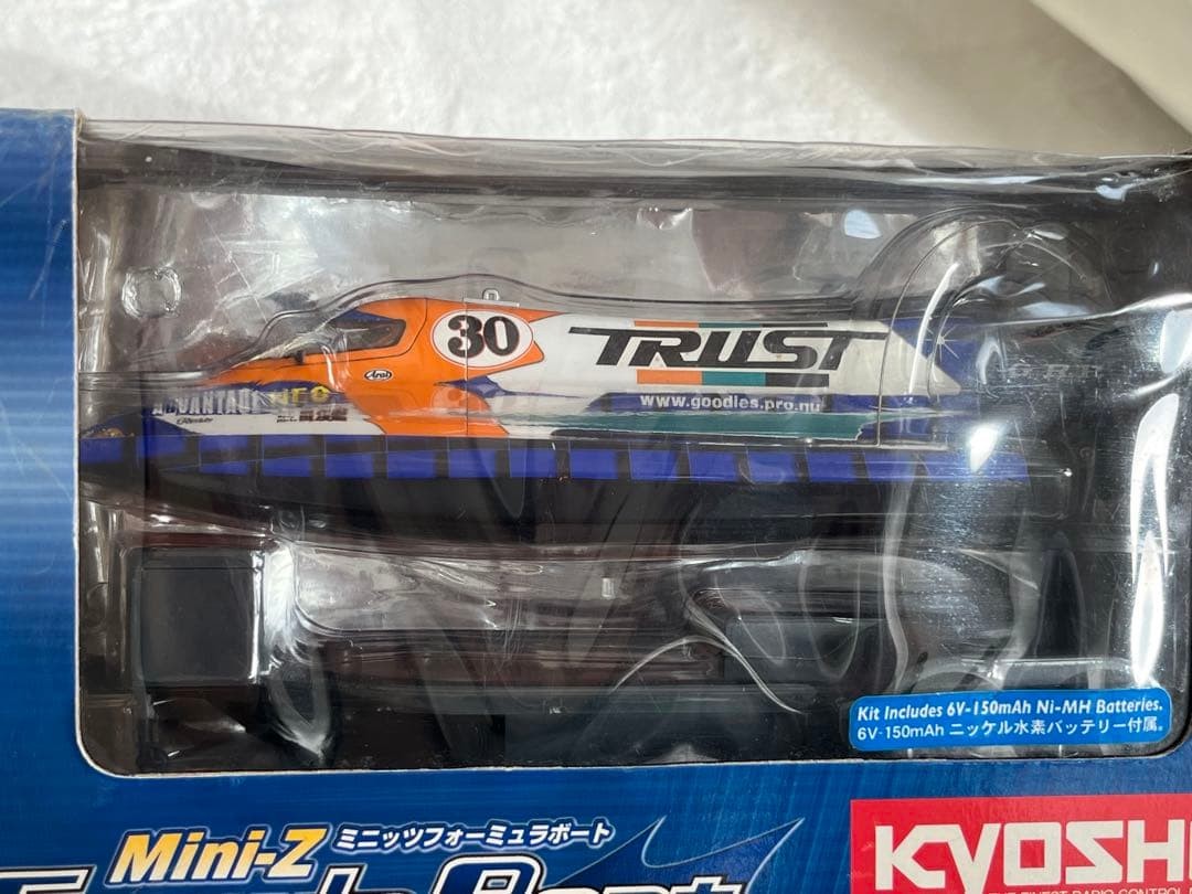 ミニッツフォーミュラボート Kyosho Mini-Z Formula Boat RC Racing Boat Ready Set Rare Vintage