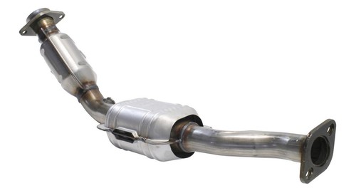 Catalytic Converter for 2007-2010 Lincoln Town Car - Picture 2 of 6