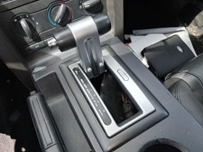 2006 Ford Mustang Shifter Leverknob Oem Rwd 4.0l Used Part 3847890