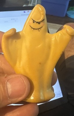 1968 KOOKY SPOOKYS Brother Mortimer GHOST FINGER PUPPET Glow Dark HASBRO Banjo