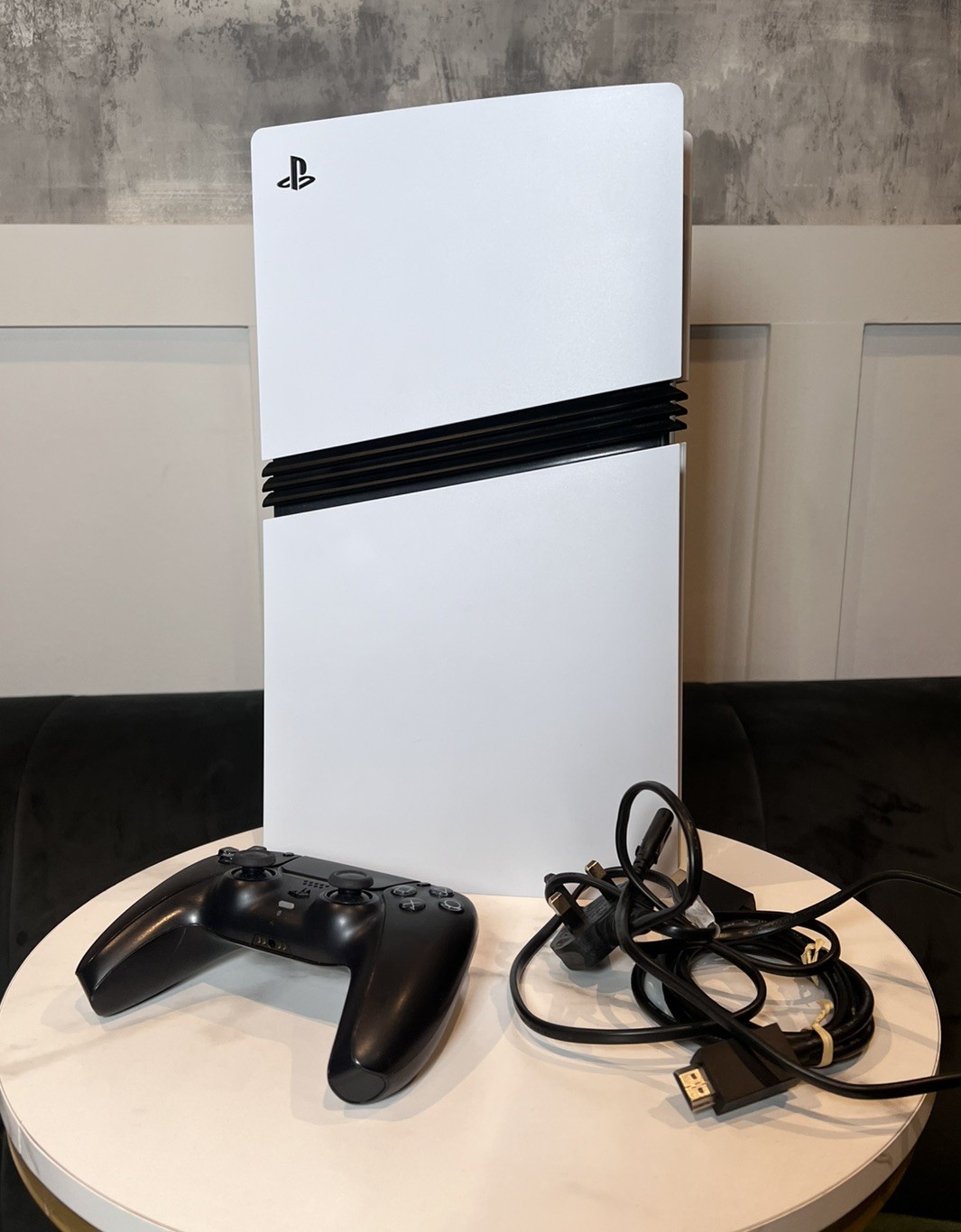 Sony PlayStation 5 Pro 2TB PS5 Pro Gaming Console with Controller Very good cond